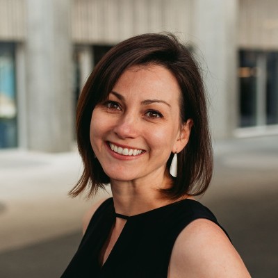 Liz MacRae